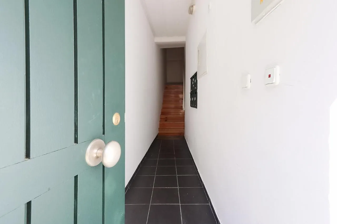 Charming And Stylish Downtown Apt In XIX Century Building Lissabon Apartment