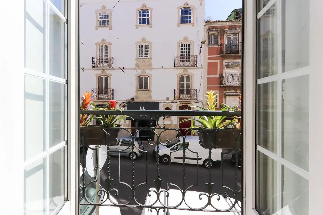 Charming And Stylish Downtown Apt In XIX Century Building Lisbon 0*,